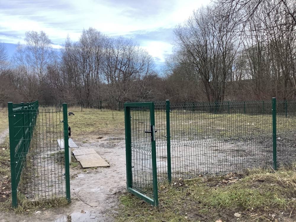 Gelvonų g. šunų vedžiojimo aikštelė — nuotrauka 1