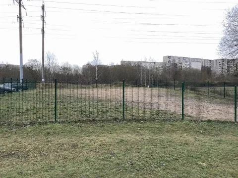 Žemynos g. šunų vedžiojimo aikštelė, Vilnius